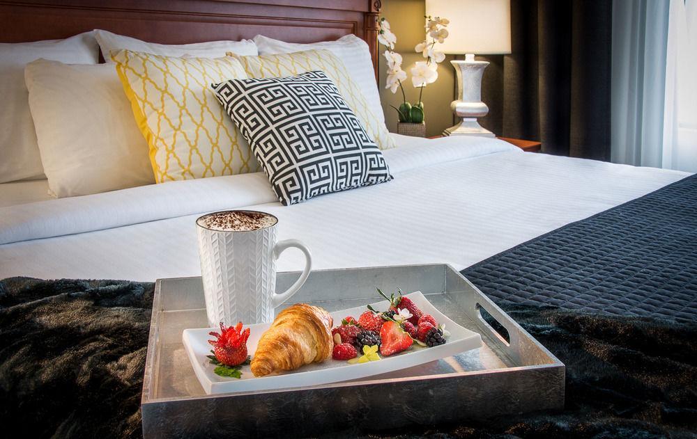Hotel Chateau Жолиет Екстериор снимка